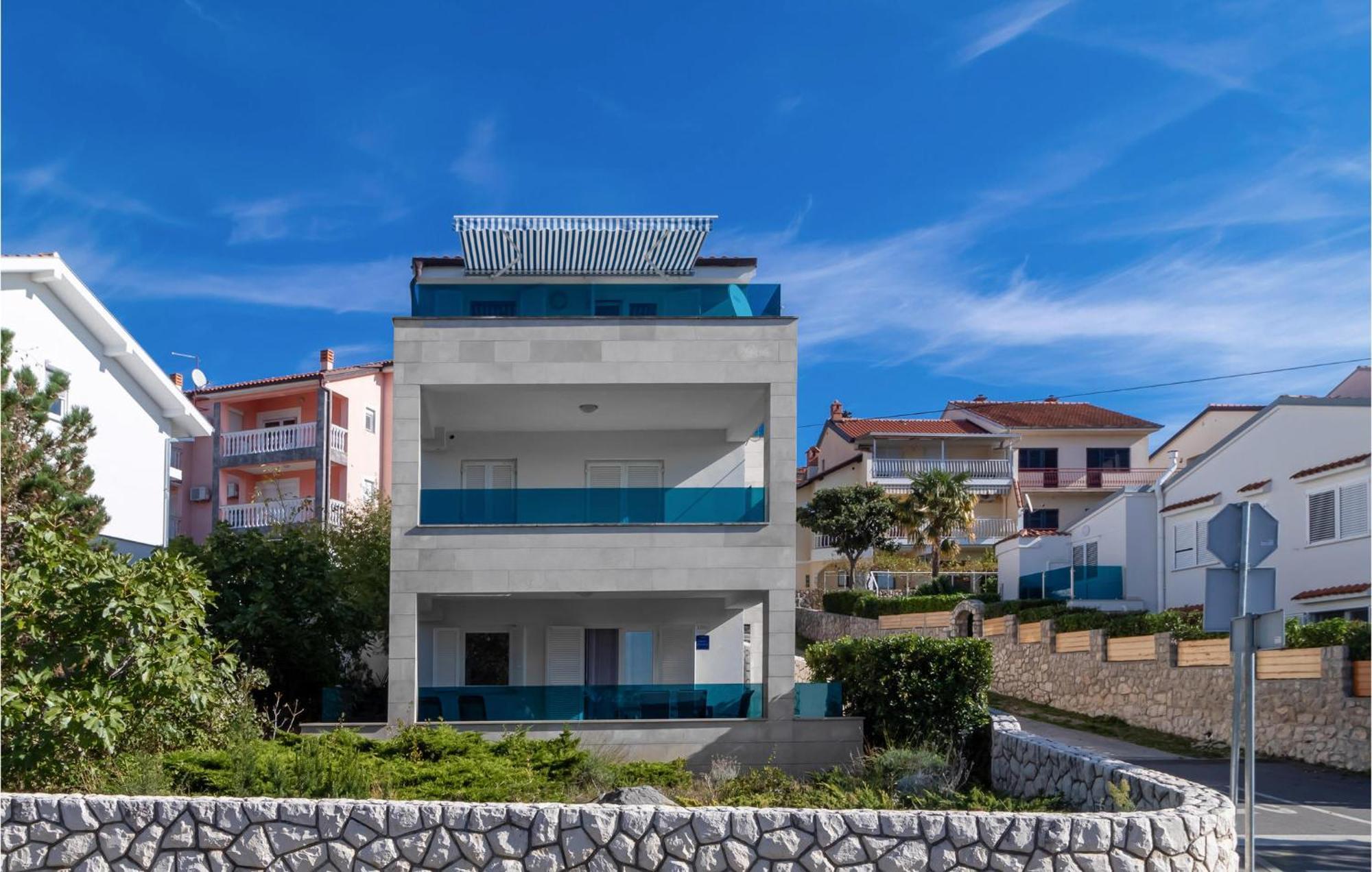 Stunning Apartment In Dramalj With House Sea View Extérieur photo